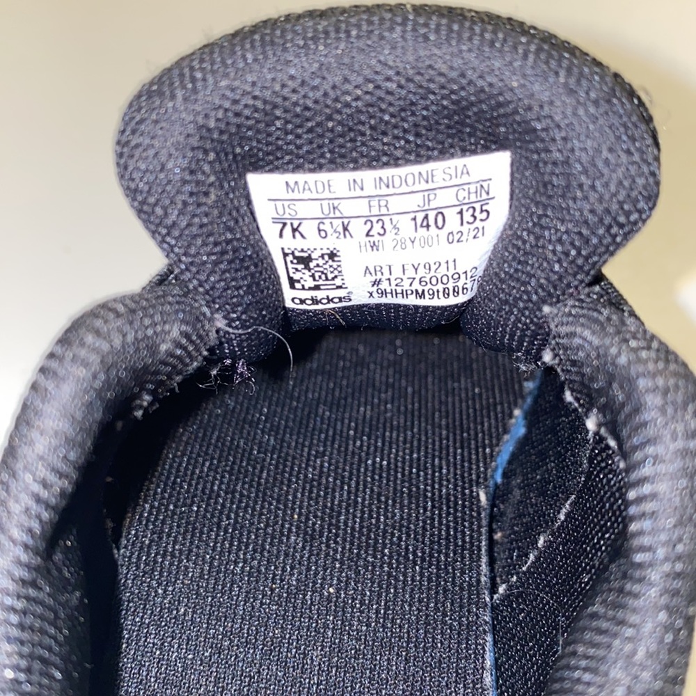 Adidas - Picture 3 of 3